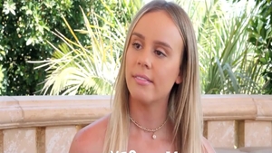 Hawt hotwife has a passion for fetish creampied in public