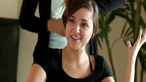 Babe Zoey Foxx pussy eating