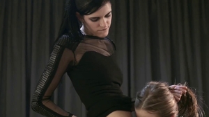 Mistress has a passion for strapon wearing latex in HD