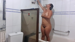 Nailing escorted by big butt latina amateur